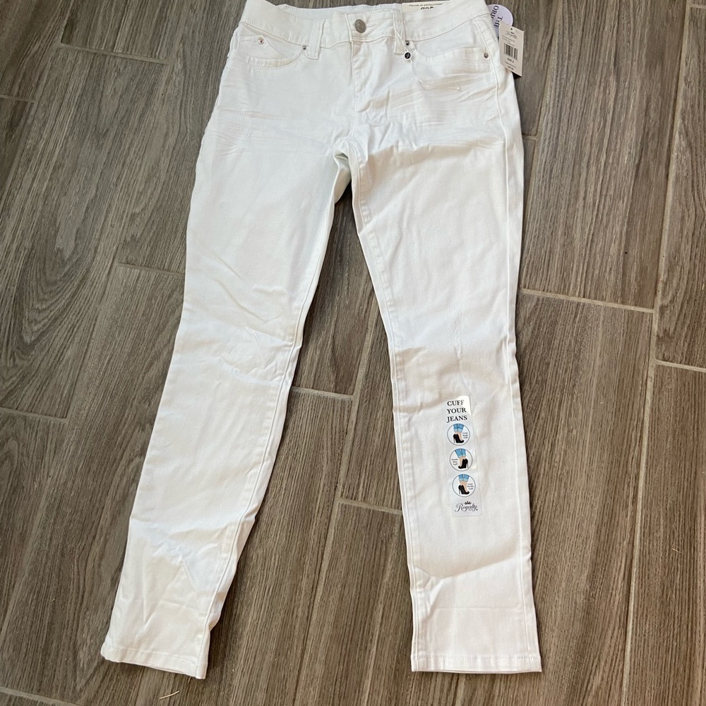 NWT Royalty White Skinny Jeans